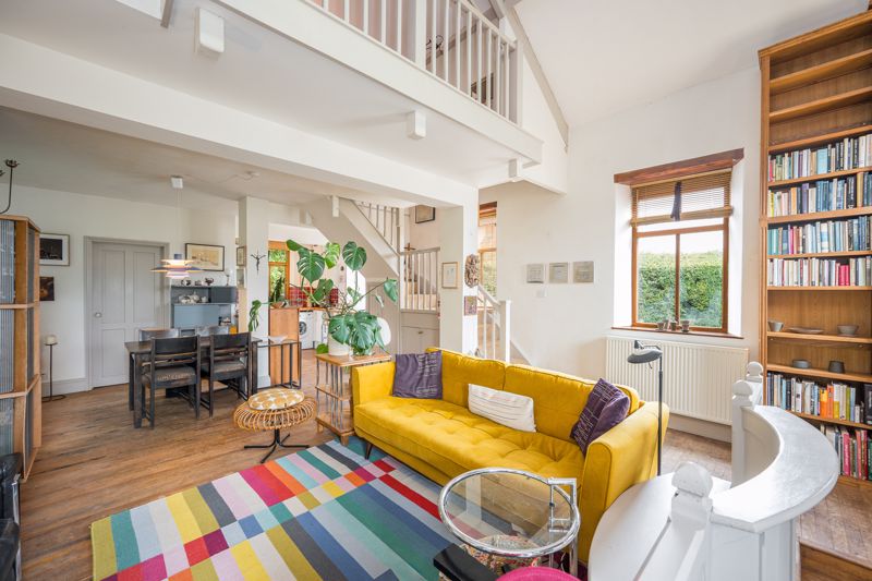 Open Plan Sitting Room / Dining Room- click for photo gallery